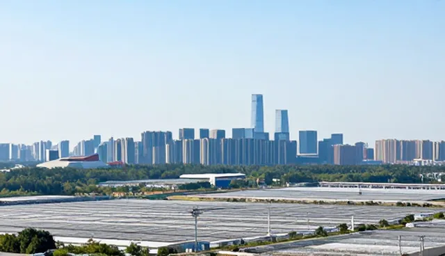 官网定制开发：高端网站设计建站的行业趋势与实践